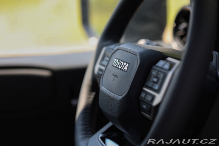 Toyota Land Cruiser First Edition 2.8 D-4D 20 1800