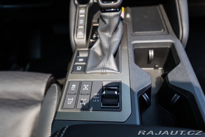 Toyota Land Cruiser First Edition 2.8 D-4D 20 1800