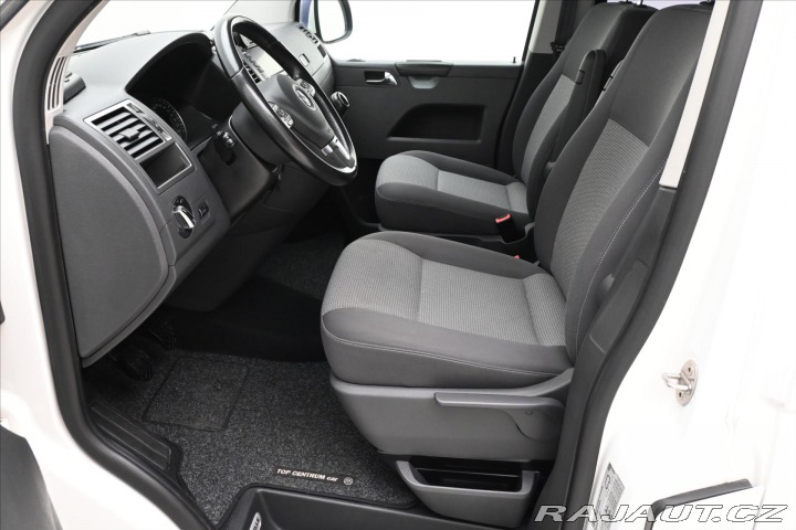 Volkswagen Caravelle 2,0 TDI 132kW Manuál Tažn 2014