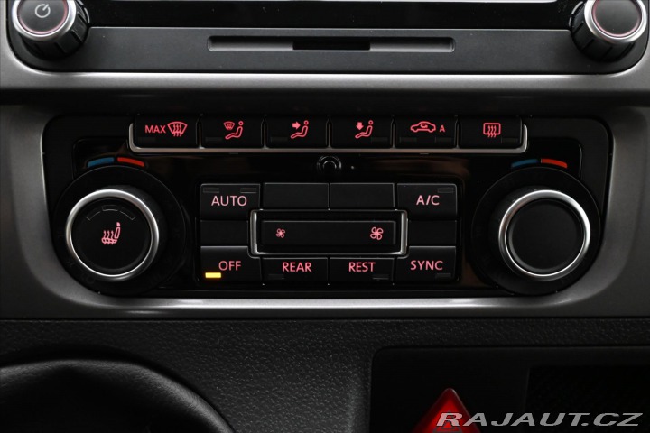 Volkswagen Caravelle 2,0 TDI 132kW Manuál Tažn 2014