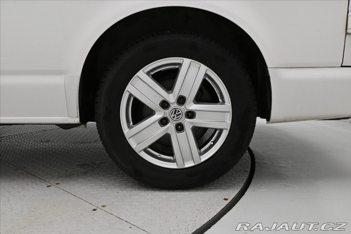 Volkswagen Caravelle 2,0 TDI 132kW Manuál Tažn 2014