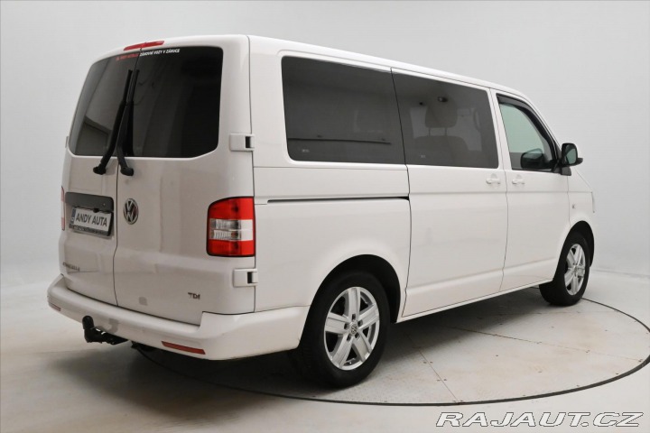 Volkswagen Caravelle 2,0 TDI 132kW Manuál Tažn 2014