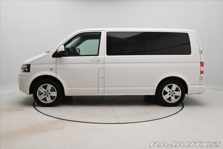 Volkswagen Caravelle 2,0 TDI 132kW Manuál Tažn 2014