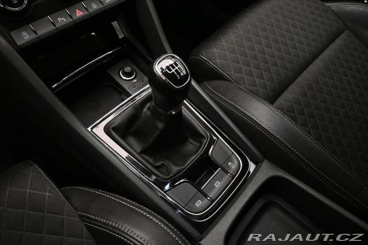 Škoda Karoq 1,5 TSI 110 kW STYLE Tažn 2021