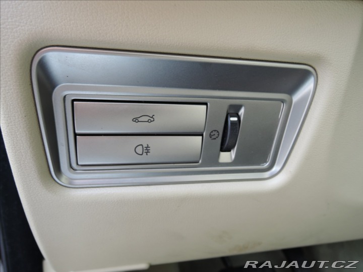 Jaguar XF 3,0 V6 Diesel Aut. Kůže S 2010