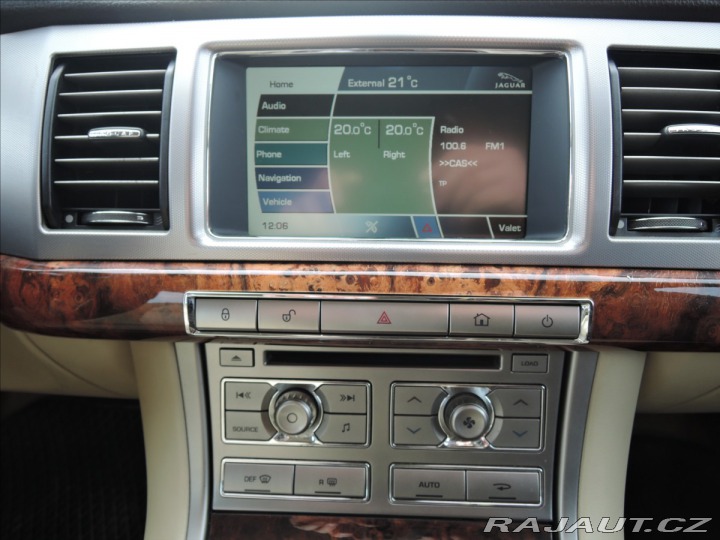 Jaguar XF 3,0 V6 Diesel Aut. Kůže S 2010