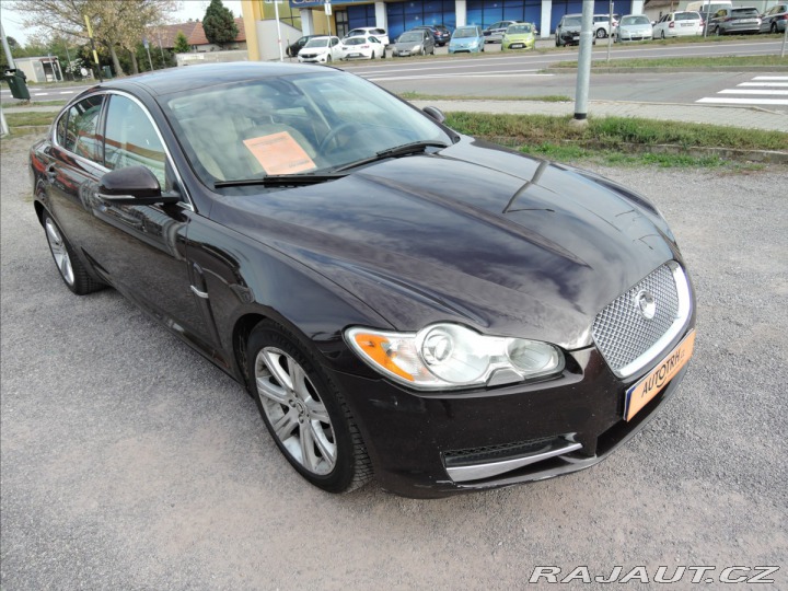 Jaguar XF 3,0 V6 Diesel Aut. Kůže S 2010