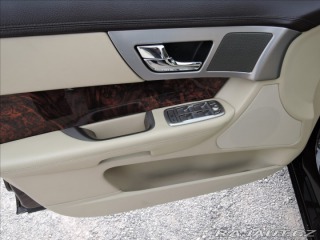 Jaguar XF 3,0 V6 Diesel Aut. Kůže S 2010