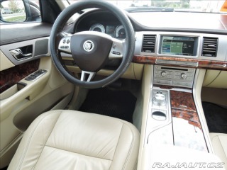 Jaguar XF 3,0 V6 Diesel Aut. Kůže S 2010