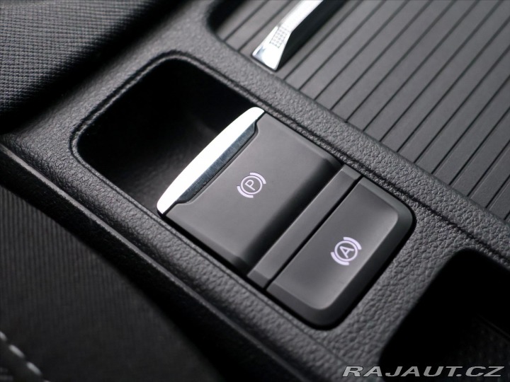 Škoda Octavia 2,0 TDI 110kW Ambition DS 2020