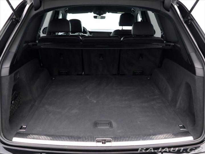 Audi Q7 3,0 2023