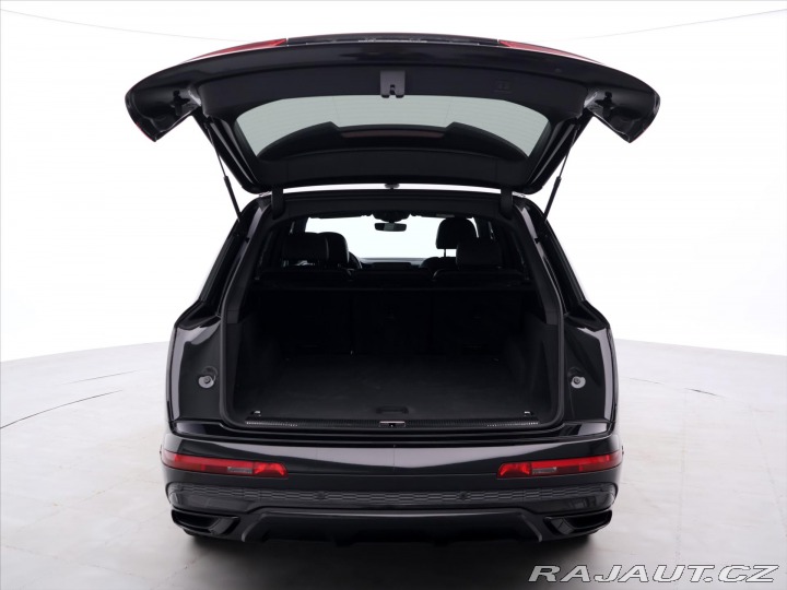 Audi Q7 3,0 2023