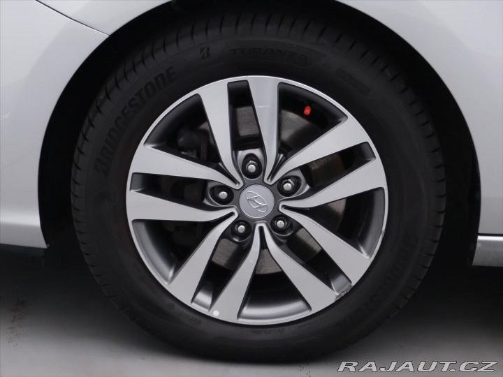 Hyundai i30 1,4 T-GDI 103kW DCT Navi 2019