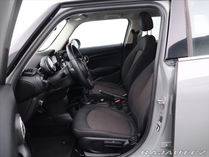 Mini Cooper 1,5 100kW LED CZ 1.Maj. D 2022
