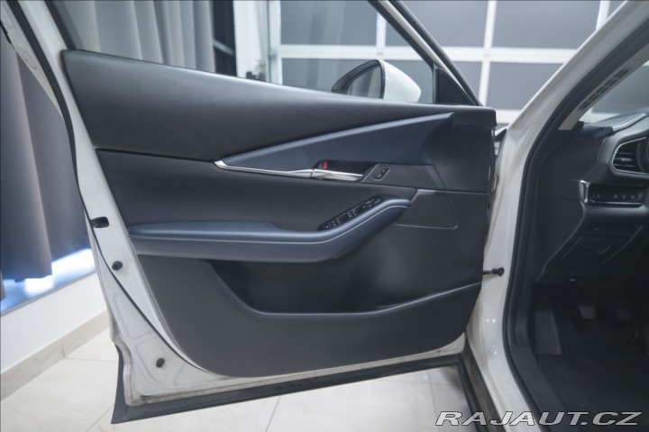 Mazda CX-30 2,0 SKYACTIV-X NAVI KAMER 2019