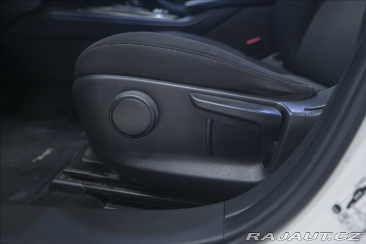 Mazda CX-30 2,0 SKYACTIV-X NAVI KAMER 2019