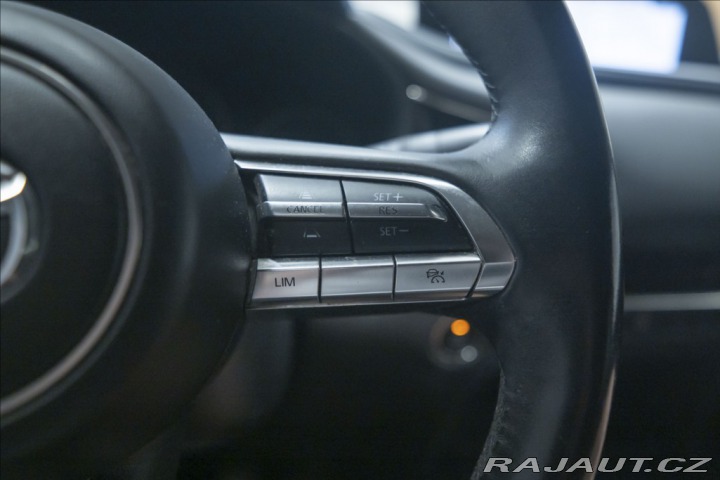 Mazda CX-30 2,0 SKYACTIV-X NAVI KAMER 2019