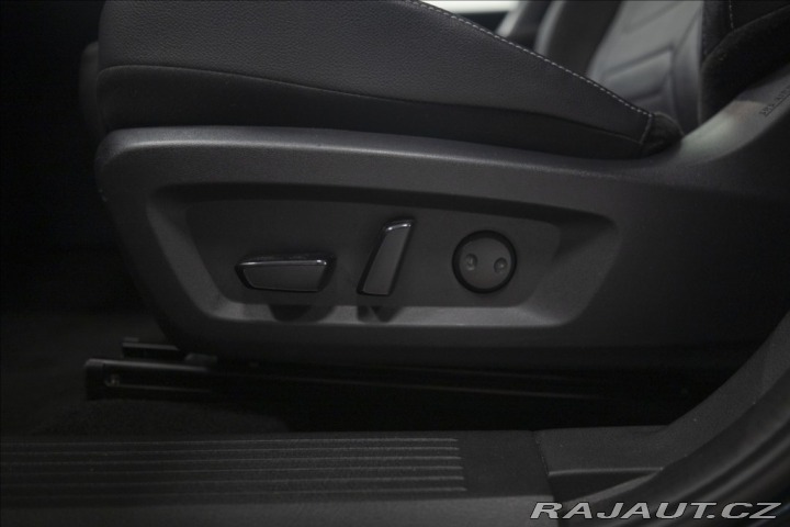 Nissan Qashqai 1,3 DIG-T MHEV AT NAVI PA 2024