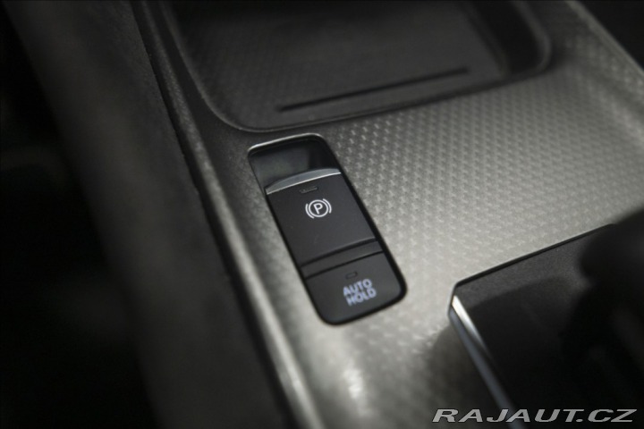 Nissan Qashqai 1,3 DIG-T MHEV AT NAVI PA 2024