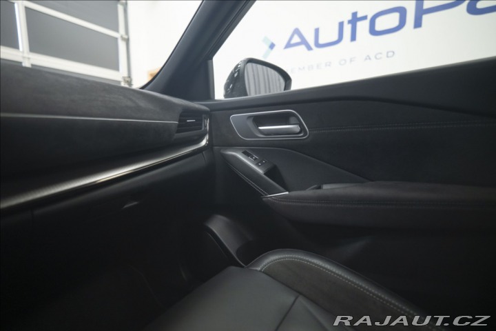 Nissan Qashqai 1,3 DIG-T MHEV AT NAVI PA 2024