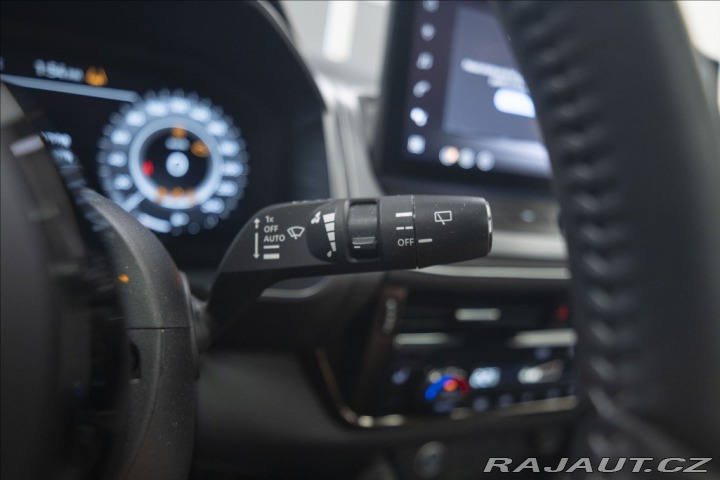 Nissan Qashqai 1,3 DIG-T MHEV AT NAVI PA 2024