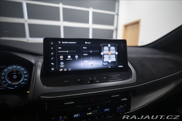Nissan Qashqai 1,3 DIG-T MHEV AT NAVI PA 2024