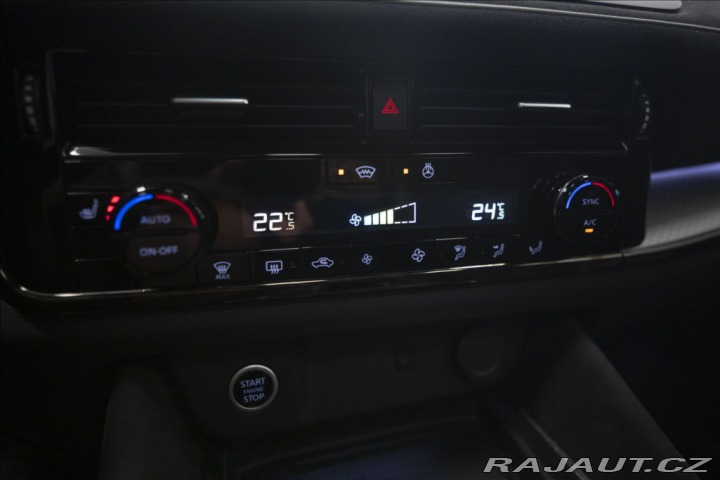 Nissan Qashqai 1,3 DIG-T MHEV AT NAVI PA 2024