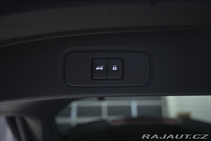 Nissan Qashqai 1,3 DIG-T MHEV AT NAVI PA 2024