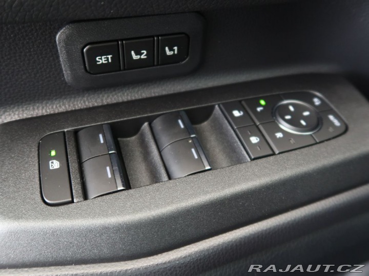 Toyota Land Cruiser 2.8D,Executive,JBL,CZ,1Ma 2024