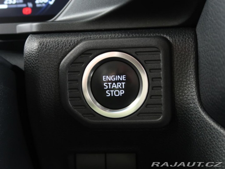 Toyota Land Cruiser 2.8D,Executive,JBL,CZ,1Ma 2024