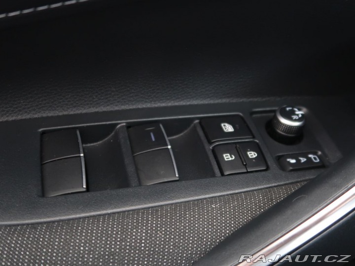 Toyota Corolla 1.8Hybrid,ComfortTech,CZ, 2023