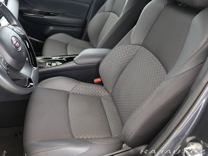 Toyota C-HR 2.0Hybrid,Style,112KW,CZ, 2023