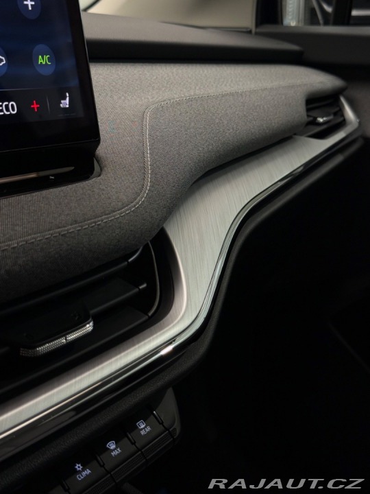 Škoda Enyaq iV 80 LOFT 150 kW • TEPE 2021