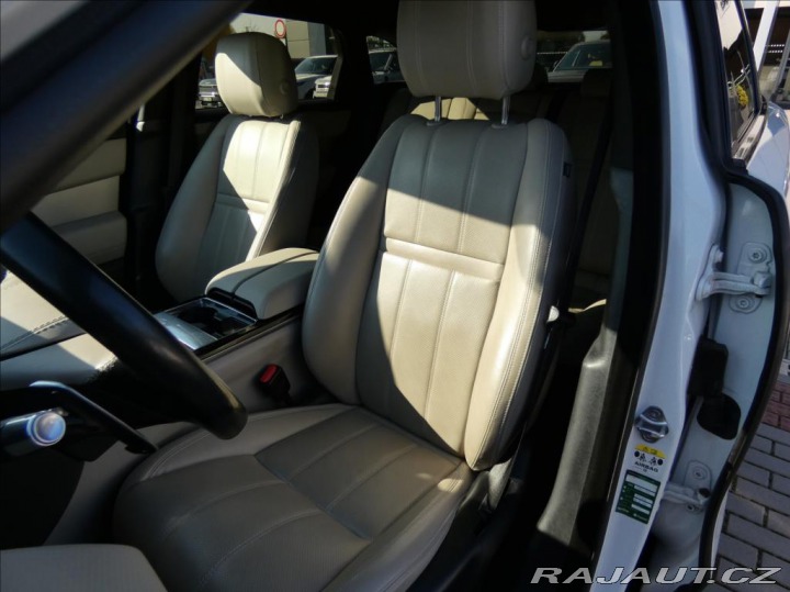 Land Rover Range Rover Velar 3,0 D300 R-Dynamic SE,1ma 2022