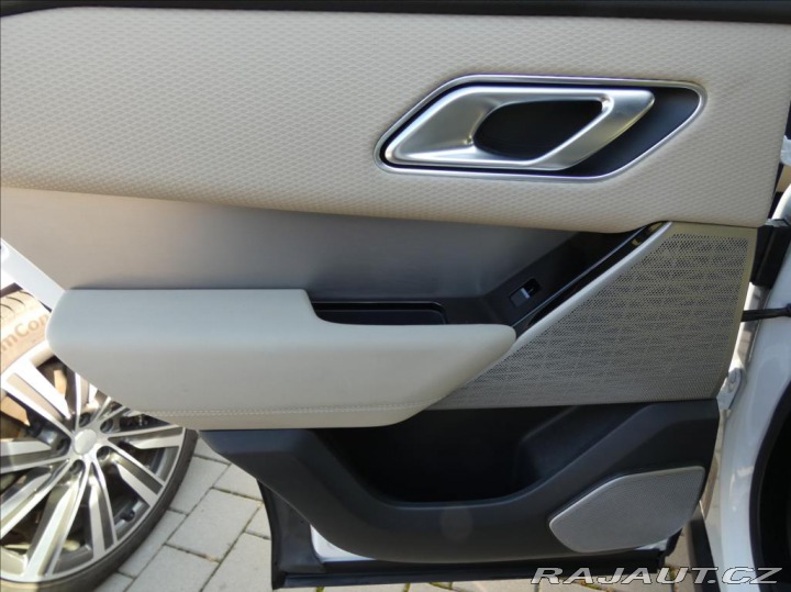 Land Rover Range Rover Velar 3,0 D300 R-Dynamic SE,1ma 2022