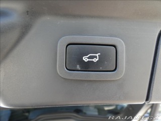 Land Rover Range Rover Velar 3,0 D300 R-Dynamic SE,1ma 2022