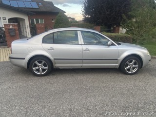 Škoda Superb  2004