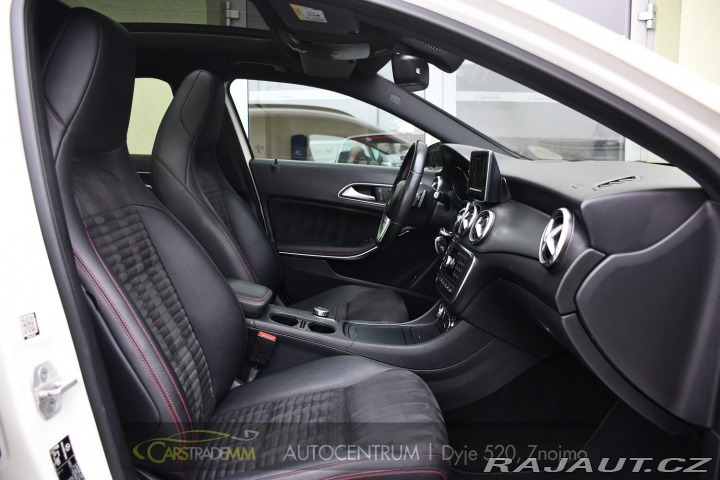 Mercedes-Benz GLA 2015