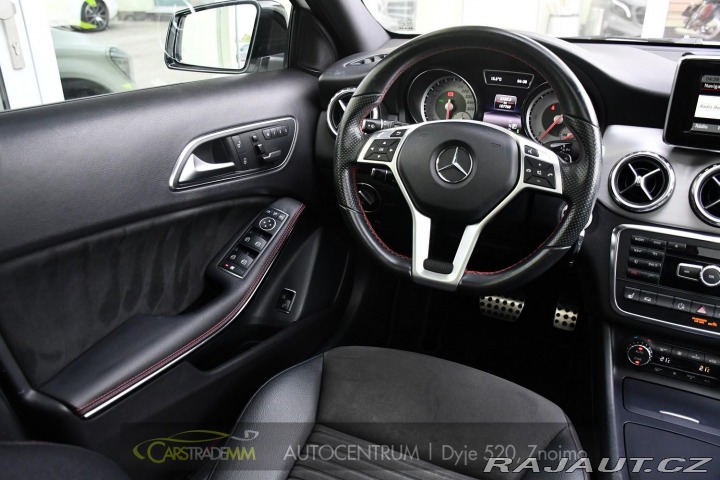 Mercedes-Benz GLA 2015