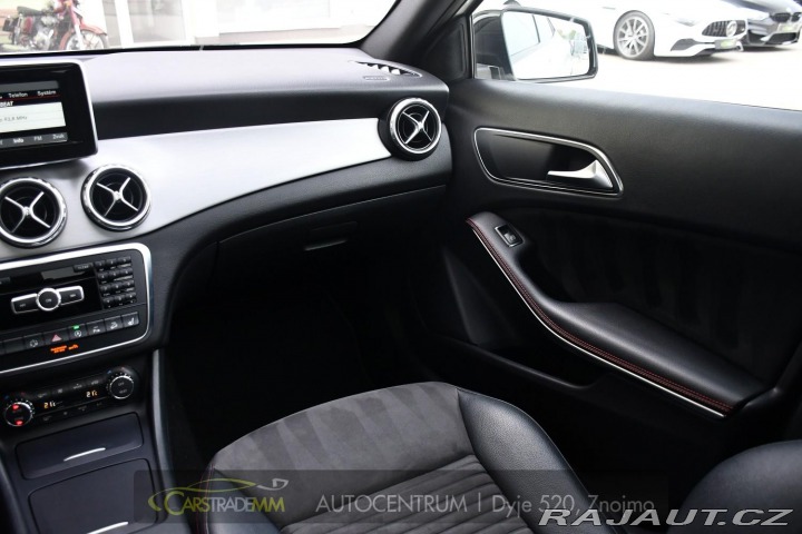 Mercedes-Benz GLA 2015