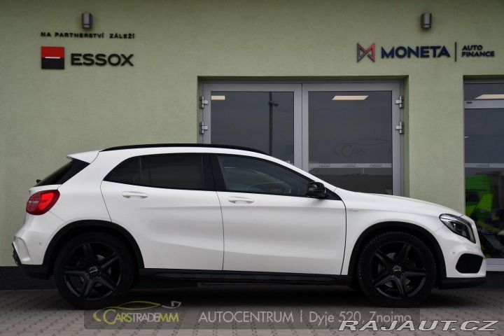 Mercedes-Benz GLA 2015