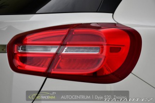 Mercedes-Benz GLA 2015