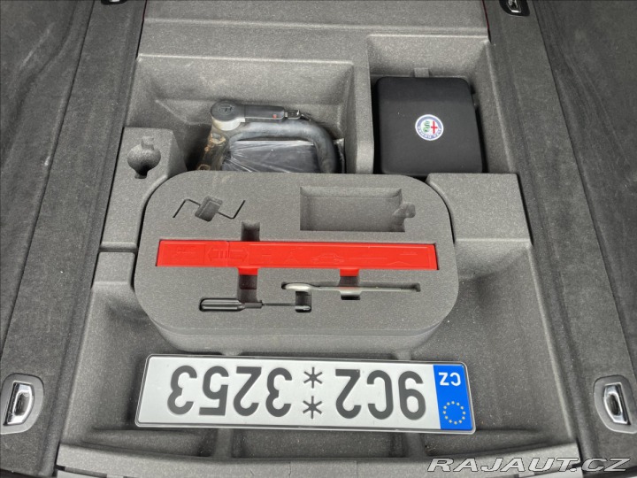 Alfa Romeo Stelvio 2,0 Turbo 280k Q4 AT8 4x4 2017