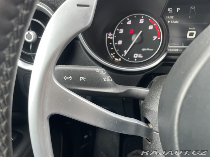 Alfa Romeo Stelvio 2,0 Turbo 280k Q4 AT8 4x4 2017