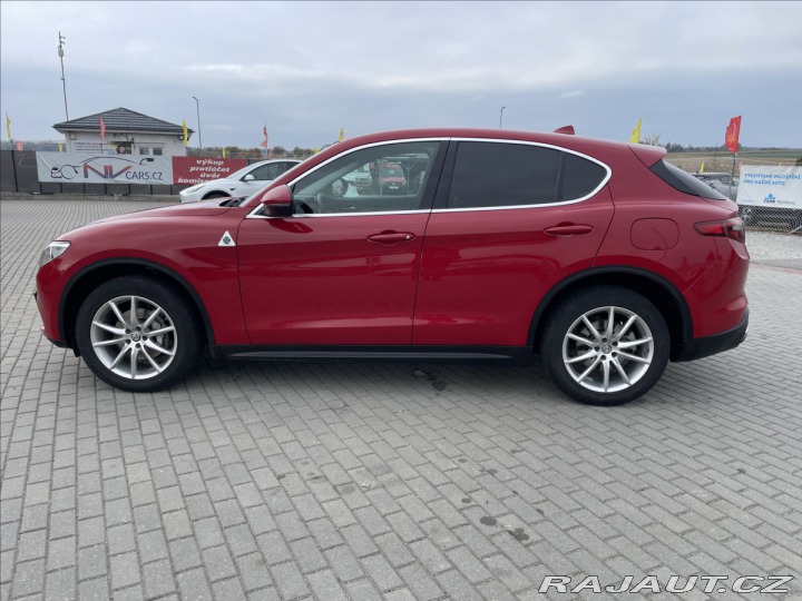 Alfa Romeo Stelvio 2,0 Turbo 280k Q4 AT8 4x4 2017