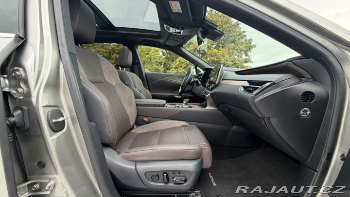 Lexus Ostatní modely RX 450h plus 450H+ 2,5 PHEV LUXURY PAN 2025