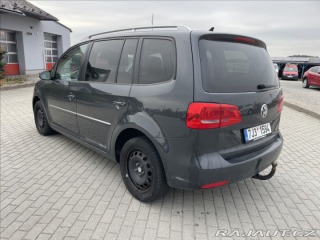 Volkswagen Touran 2,0 TDi 103kw DSG Highlin 2014