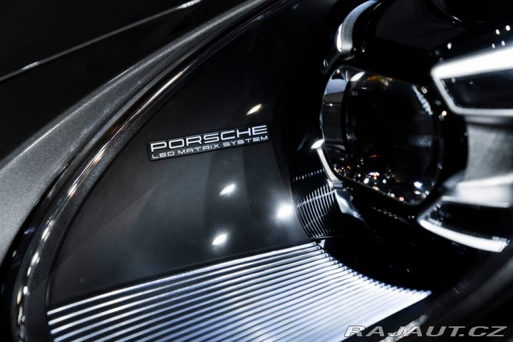 Porsche 911 Turbo, BOSE, ACC, VÝFUKY, 2024