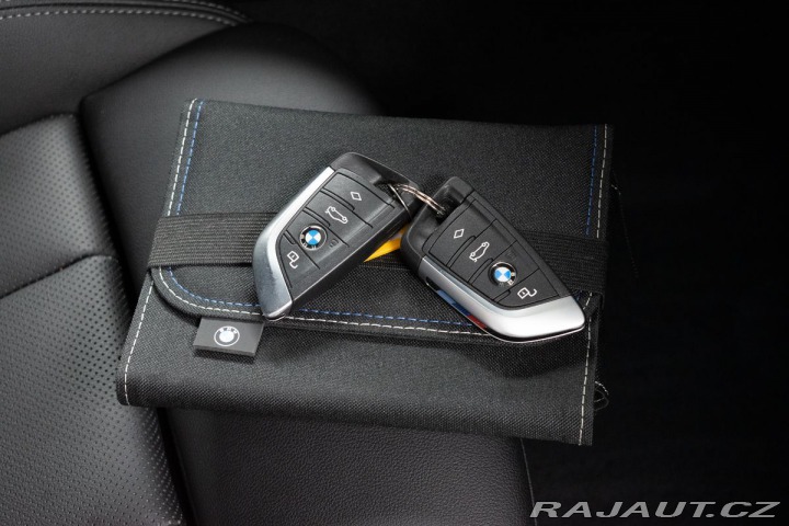 BMW 4 420d xD ///M*ZÁRUKA*TAŽNÉ 2025