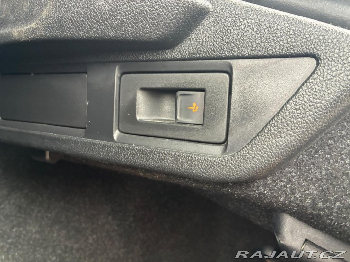 Škoda Octavia 1.5TSi,110KW,VYHŘ.SEDADLA 2022